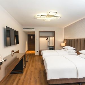 Deluxe Zimmer mit zwei Einzelbetten